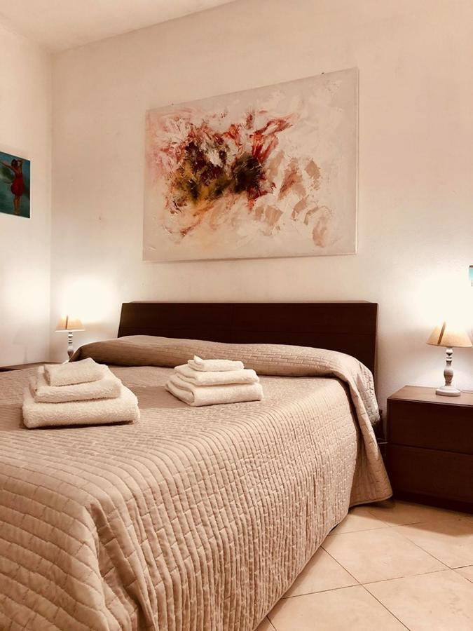 B&B Le Quattro Stagioni La Maddalena  Eksteriør bilde